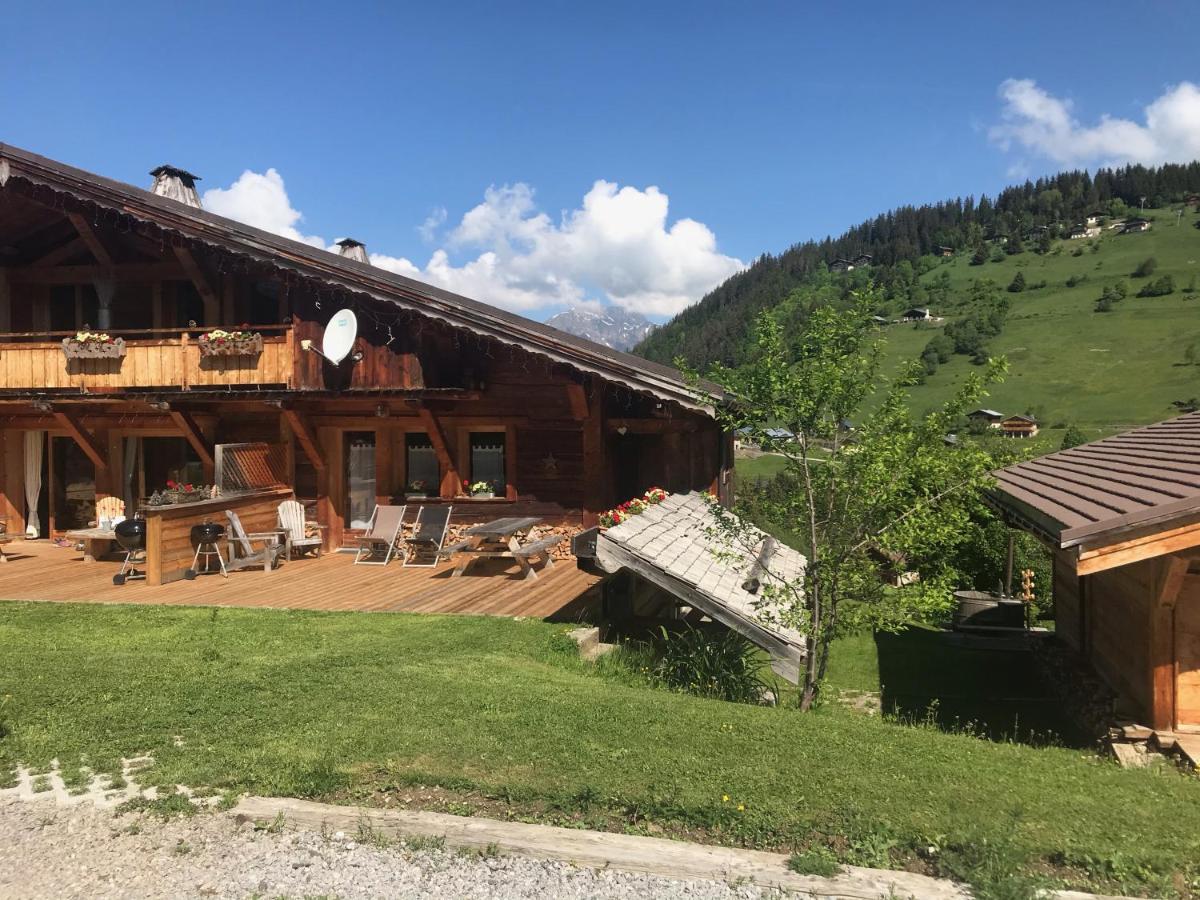 La Ferme Des Georgieres "Sejour En Tout Compris" Нотр-Дам-Дьо-Белкомб Екстериор снимка